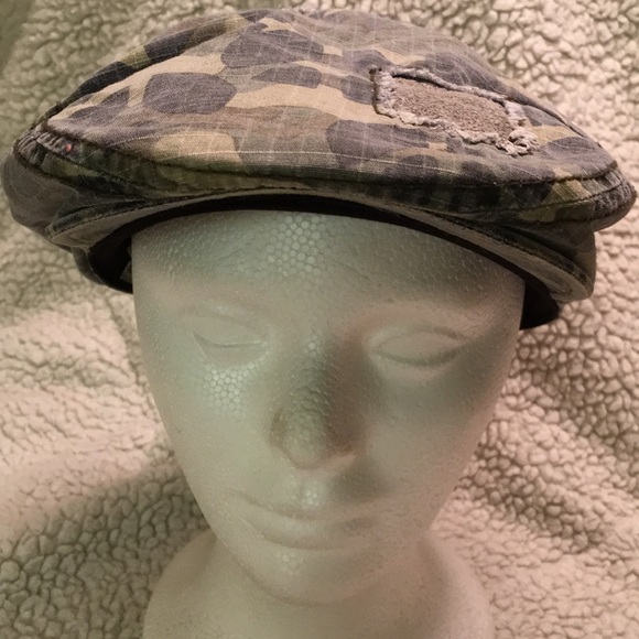 Hat - Picture 2 of 3